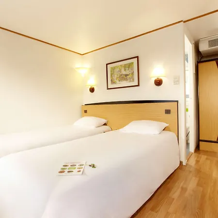 فندق Campanile 3*