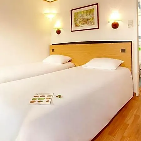 فندق Campanile 3*