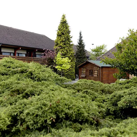 Hotel Campanile 3*