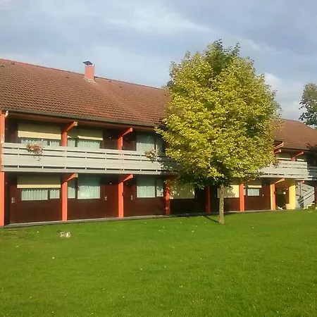 Campanile 3* Maubeuge