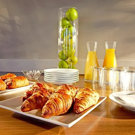 Hotel Campanile Maubeuge