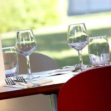 Hotel Campanile 3*