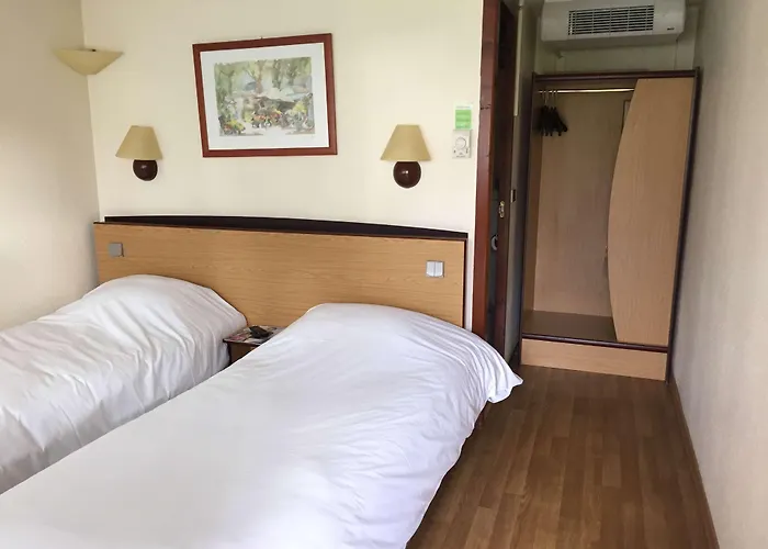 Campanile Hotel 3*
