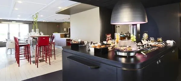Campanile Hotel 3*